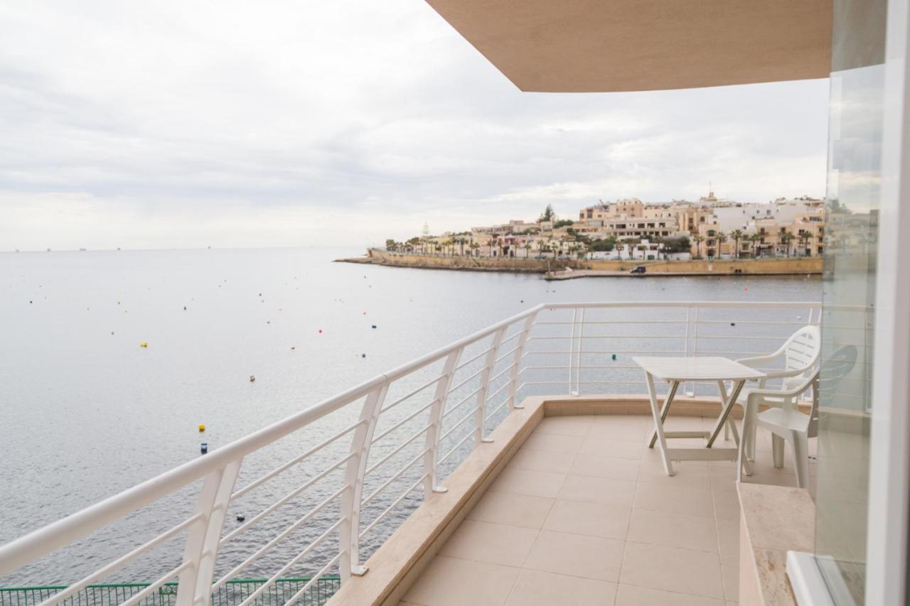 Riviera Holiday Apartments - Seafront - Wifi مارساسكالا المظهر الخارجي الصورة