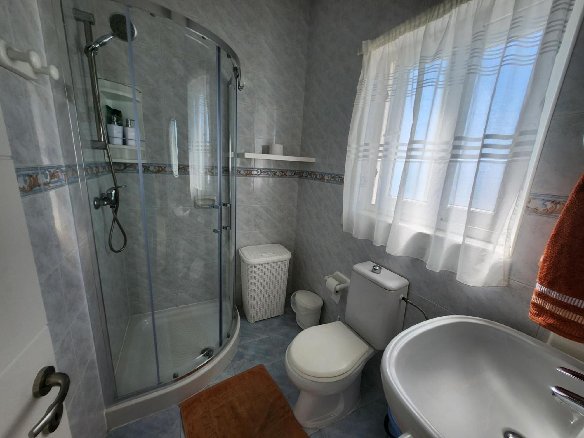 Riviera Holiday Apartments - Seafront - Wifi مارساسكالا الغرفة الصورة