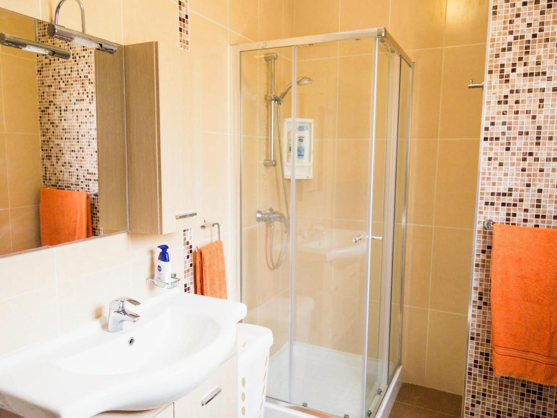 Riviera Holiday Apartments - Seafront - Wifi مارساسكالا الغرفة الصورة